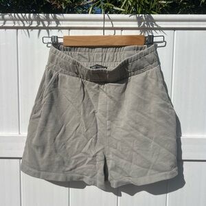 Zara Women's Gray Shorts